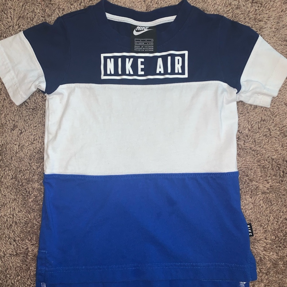 Size small (4-5 years)